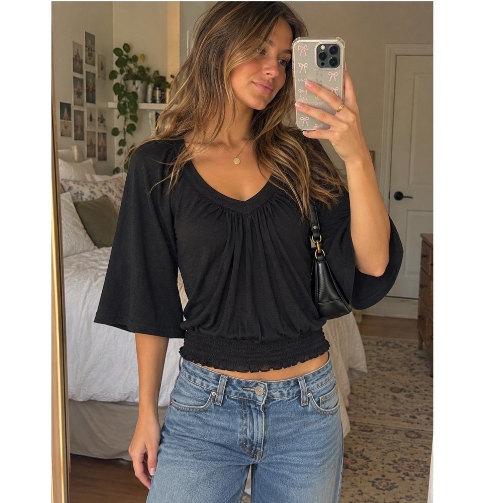 Mudd Black V-Neck Smocked Hem Flutter Sleeve Top Y2K Size Medium